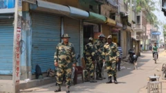 हिंसाचारग्रस्त भागात सुरक्षा दलांचा तगडा बंदोबस्त आहे.