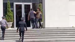 Fəal həm də jurnalist fəaliyyəti göstərən Əhməd Məmmədli 4 aylıq həbs olunub. 