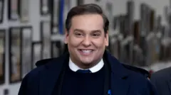 جورج سانتوس