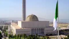 Masaajidka ugu wayn Afrika