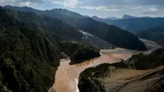 اس منصوبے کی مجوزہ لاگت 314 ارب روپے کے لگ بھگ ہے