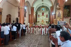 Representantes de la Iglesia piden perdón a la comunidad San Juan Bautista de Catacaos.