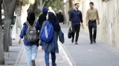 دانش آموزآن تهرانی