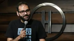 कुणाल कामरा