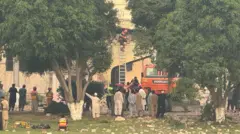 பாகிஸ்தான், இந்தியா