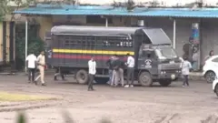 अक्षय शिंदे की मौत के मामले की जाँच सीआईडी को सौंपी गई है