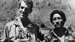 বিশ্বের প্রথম এভারেস্টজয়ী এডমন্ড হিলারি ও তেনজিং নোরগে