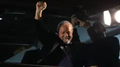 Lula em evento após a votação