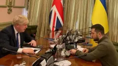 Boris Johnson y Volodomyr Zelensky