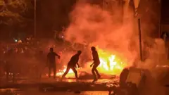 متظاهرون
