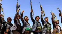 در حالی حوثی‌ها از به اسارت گرفتن "هزارها" سرباز سعودی خبر داده‌اند که به تازگی گزارش‌ها از تمایل ریاض به آتش بس موقت در یمن حکایت داشته