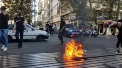 المتظاهرون
