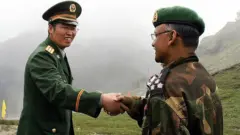 भारत और चीन के सैनिक