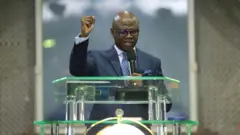 Tunde Bakare