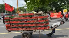 මෙවර මැයි දිනය තීරණාත්මකයි