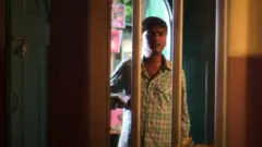 வெந்து தணிந்தது காடு