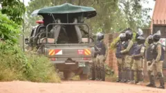 Abasirikare n'abapolisi bagose urugo rwa Bobi Wine kuva amatora yarangira