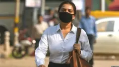 मास्क