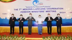 ပြည်တွင်းရေး မစွက်ဖက်ရ ဆိုတဲ့ အာဆီယံ အခြေခံမူကနေ မသွေဖီဖို့ တရုတ်သတိပေး