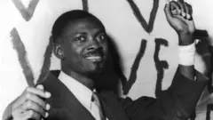 Il est mort assassiné le 17 janvier 1961 près d'Élisabethville au Katanga à l'âge de 35 ans.