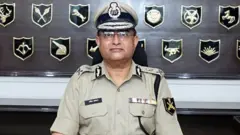 राकेश अस्थाना बीएसएफ महानिदेशक भी रह चुके हैं