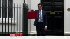 ပထမဆုံး အာရှနွယ်ဖွား ယူကေဝန်ကြီးချုပ်