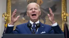 Joe Biden da declaraciones desde la Casa Blanca tras el tiroteo en una escuela elemental en Uvalde, Texas.