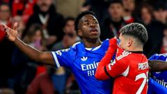 Скандал в Лиге чемпионов: матч «Бенфика» — «Реал» прервали на 10 минут из-за жалобы Винисиуса на расистское оскорбление