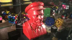 Бюст Ленина