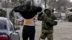 Осмотр на выезде из Мариуполя