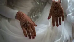 صور تعبيرية حول زواج القاصرات