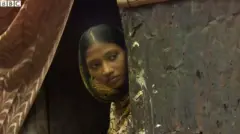 Pernikahan anak masih umum terjadi di Bangladesh, lapor wartawan BBC Mishal Husain.