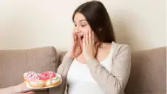 डोहाळे का लागतात? कारण ऐकून व्हाल थक्क!