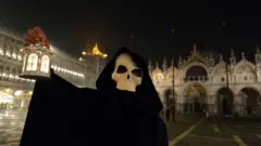 Венеція