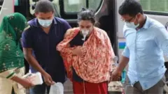 রাজশাহী মেডিকেল কলেজে কোভিড ওয়ার্ডের প্রায় সবগুলো শয্যা পূর্ণ (ফাইল ছবি)