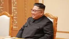 Igitangazamakuru cya leta cyatangaje ko Kim yaburiye ko hirindwa kwihutira koroshya ingamba zo kurwanya Covid-19