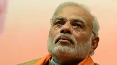 नरेंद्र मोदी