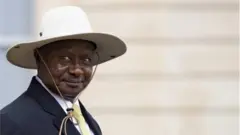 Madaxweynaha Uganda waxaa haatan loogu yeeri doonaa Yoweri Tibuhaburwa Kaguta Museveni