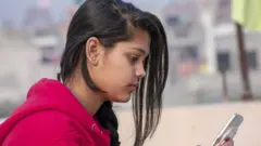 பெண்