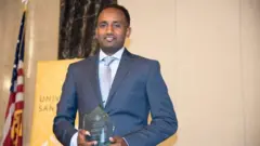 ሜሮን ሰመዳር