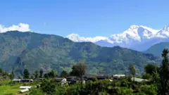 म्याग्दीको तोरीपानीबाट देखिएको दृश्य