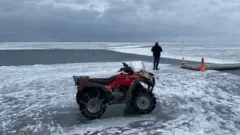 Мужчина на льдине