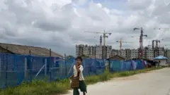 အစိုးရက လျှောက်ထားလာတဲ့မြေတွေကို သတ်မှတ်စည်ပင်စရိတ်နဲ့ အသုံးပြုခွင့်ပေးမှာဖြစ်တယ်