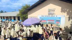 Zanzibar: kuva WC n’amazi bibonetse, vyemezwa ko ubu n’abana basiba kwiga bari mu mihango, ubu itakiri ingorane.