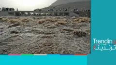 نهاية مأساوية لأسرة يمنية جرفت السيول سيارتها
