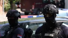 policija