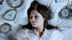 Pesquisa mostra que dormir sete horas por noite — nem mais, nem menos — é o ideal na meia-idade e na velhice.