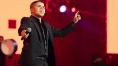 مغني المهرجانات المصري عمر كمال