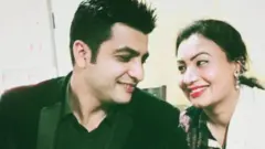 ਯੂ-ਟਿਊਬਰ ਜੋੜੀ
