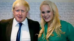 Boris Johnson y Jennifer Arcuri en la conferencia Innotech Hacking and data en Londres el 14 de octubre de 2014.